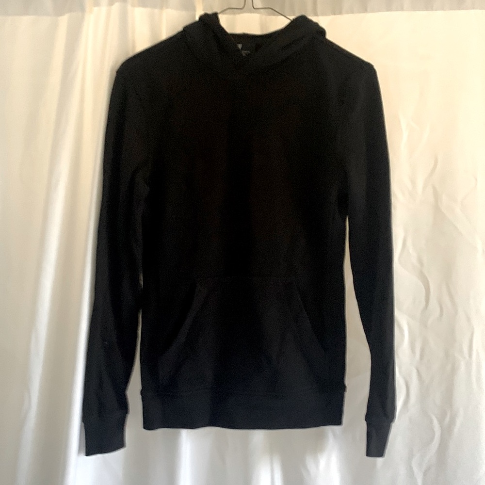 Pre-Owned H&M Black No-drawstring Hoodie